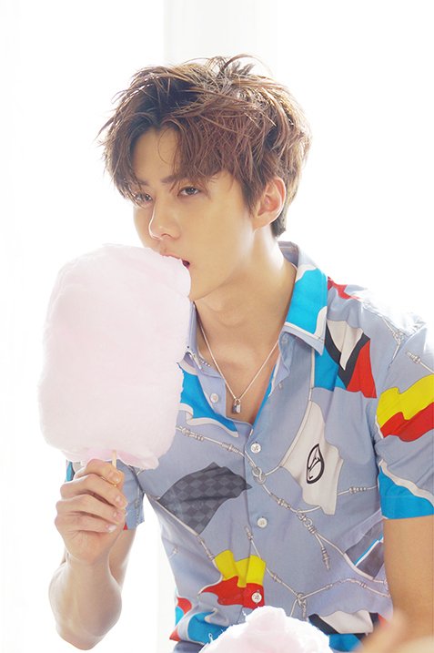 Bbiribbom_moon's tweet photo. Admiren a su Lord Oh Sehun
#LikeEXOL
#EXO
#EXOenLike
#BBMASxEXO
@weareoneEXO
@layzhang
@B_hundred_Hyun https://t.co/Yub5wgtZ1v