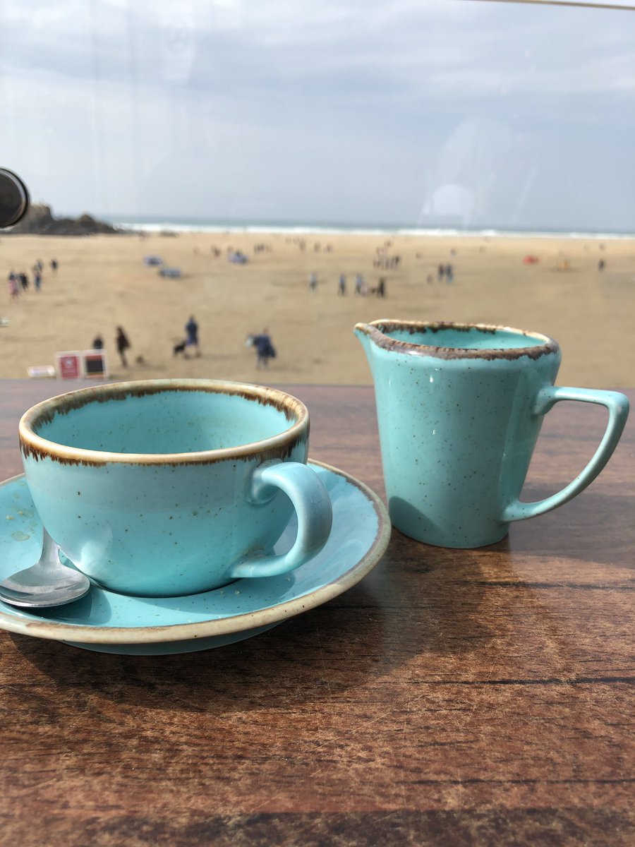 A perfect  place to drink a cup of tea on #BankHolidayMonday <a href="/PerranporthInfo/">Perranporth Info</a> #Happiness