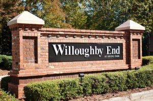 NextHomeRP's tweet image. Willoughby End offers all-brick, Georgetown-inspired luxury custom patio homes that are absolutely stunning in their rich architectural details. See available homes and more info here: nexthomeinthetriad.com/active-adult-c…