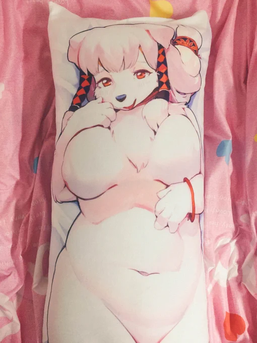 【https://t.co/x6N8I5pkOY】😅久等了,梅莲妈妈抱枕,可以购买了!!长款50cm*160cm,布料是毛绒的(真的超爽)
注意⚠️ 250元的补款,不要拍错了;需要买现货请拍300元😇 