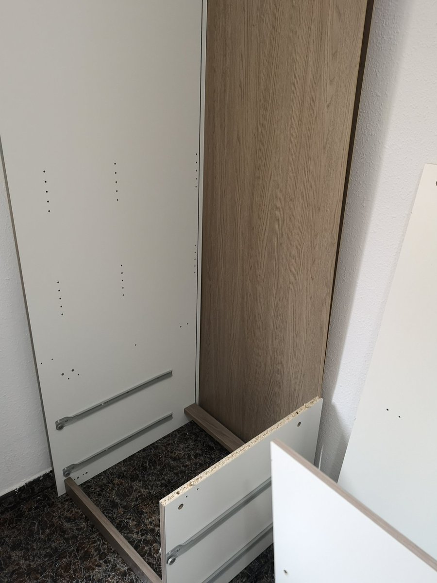 Cibor_GG's tweet photo. Cuando tus padres están aburridos y se compran un mueble en #IKEA  XD https://t.co/xrce5U7nGx