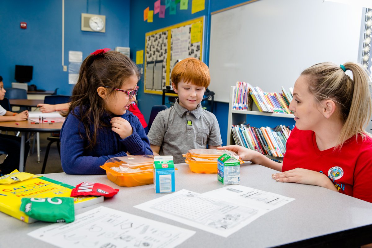 strongfuturelv's tweet photo. April 22-26, 2019 is Afterschool Professionals Appreciation Week! All week, we will be celebrating our Afterschool programs that make a difference in the lives of young people. #HeartofAfterschool https://t.co/ZpXFMJixTT