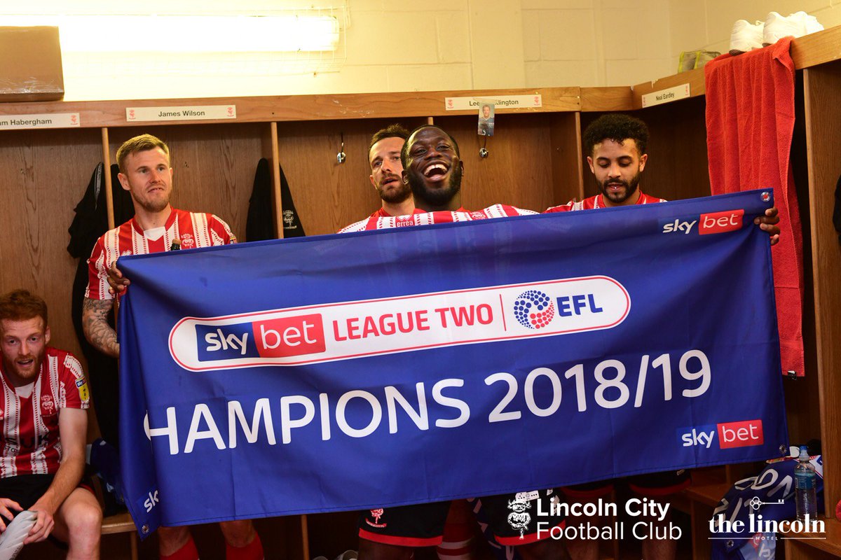 LincolnCity_FC's tweet photo. OLE OLE OLE! 🏆

#ImpsAsOne https://t.co/A54W3UI1RR