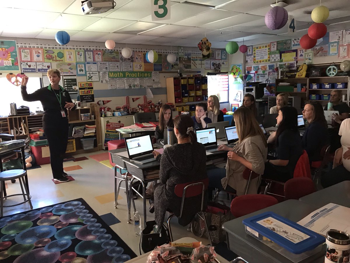 SymmesElem's tweet image. Teachers are learners too! #professionaldevelopmentday @sycamoreschools