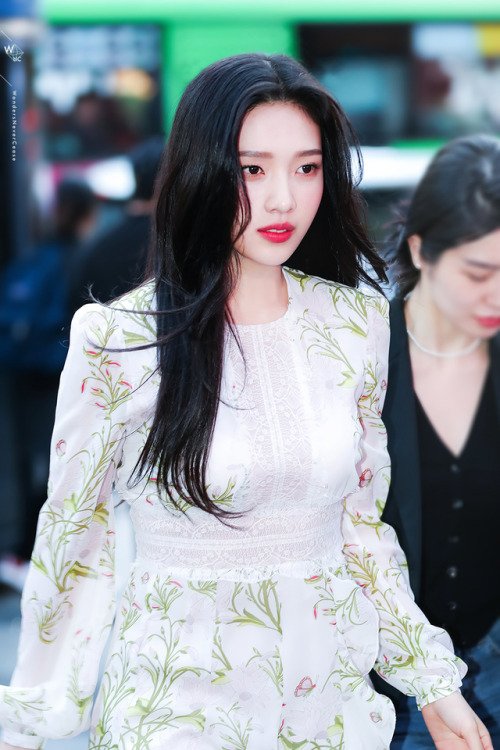 RedVelvetFRVR's tweet photo. [FANTAKEN] Wonders Never Cease | do not edit. https://t.co/Y7L1h1P8cL