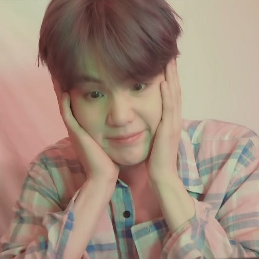 Yoongi is my world ⁷ 🐰🐱🍊 tweet media