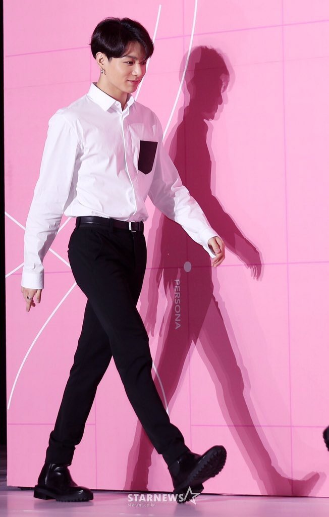 _bttmJK's tweet photo. Wowwww #BBMAsTopSocial BTS @BTS_twt https://t.co/kJI2mELH27