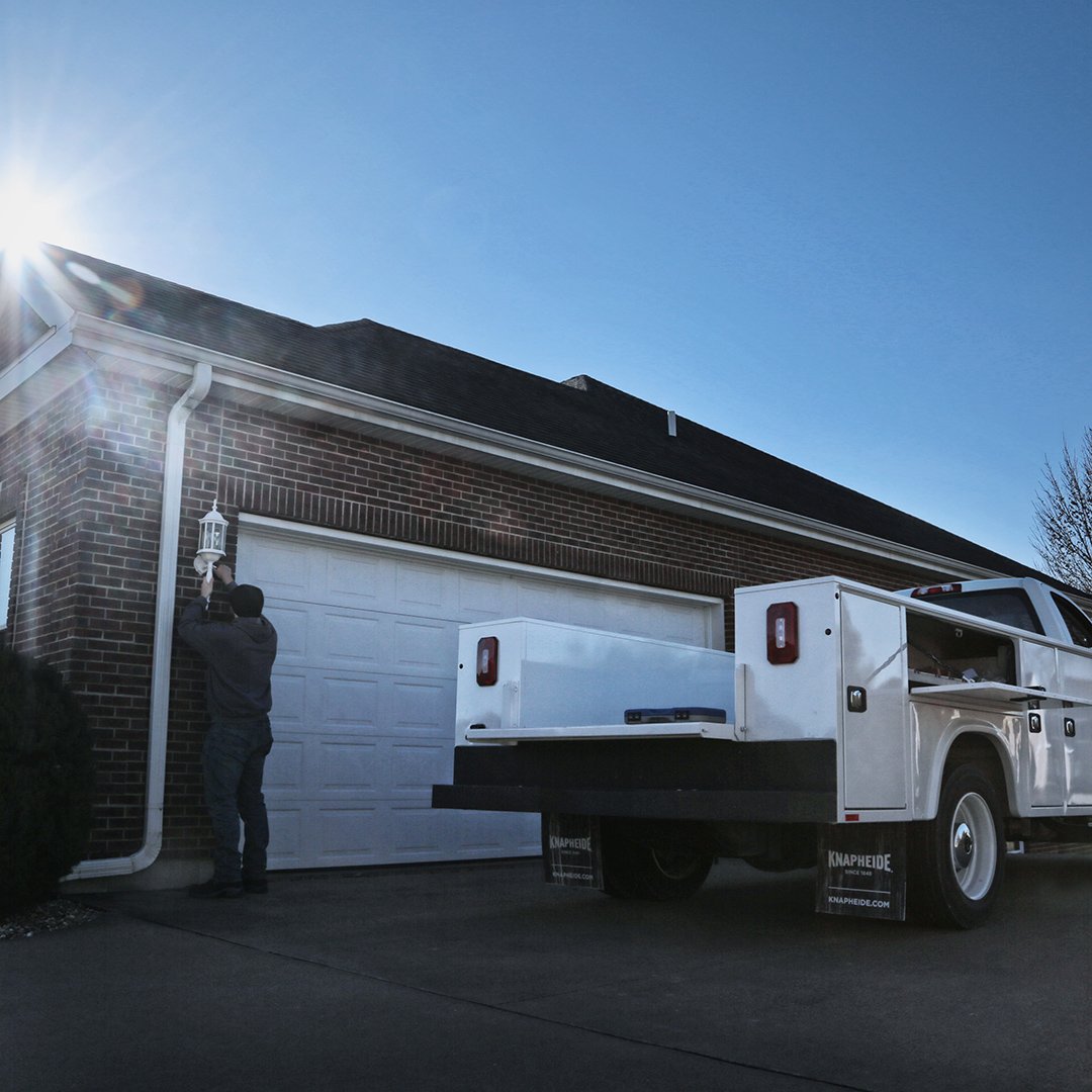 Knapheide1848's tweet photo. Knapheide Aluminum Service Body. Lightweight doesn't have to mean light duty.
#aluminum #aluminumservicebody #worktrucks #knapheide #neversettle https://t.co/t7pzgr2GBN