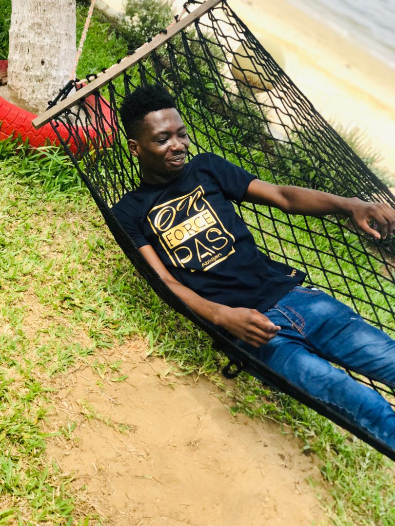onforcepas's tweet photo. Excellente fête de pâques à tous 
Cc @GervinhOfficial 
#weekend #weekendvibes #Pâcques
#ilesboulay #workharplayhard  #onforcepas #detente #loisir https://t.co/Wgtkyaw0Xw