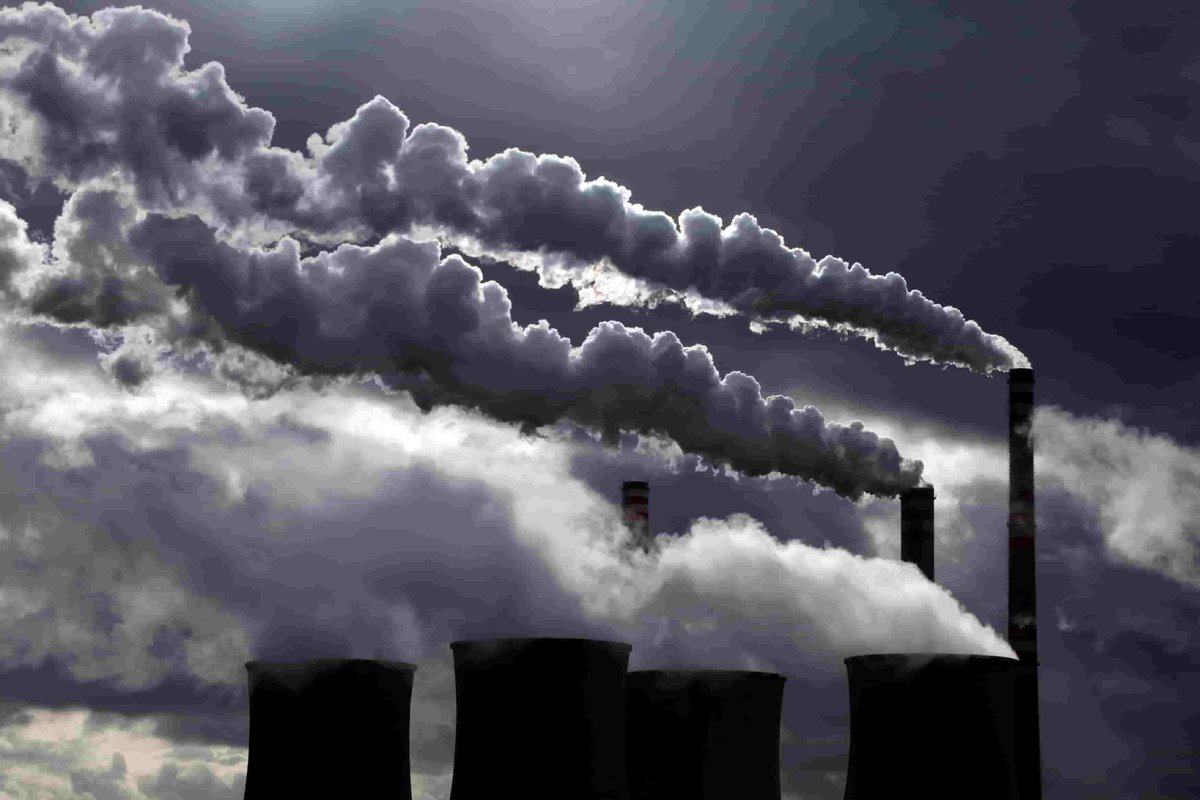 TerramChile's tweet photo. 🌎[InformeIPCC] Nuestras emisiones hacen que el planeta ya sea un grado más caliente en comparación con el periodo pre industrial. Según el ritmo actual de emisiones, aumentaríamos a 1,5°C de calentamiento al 2030, generando condiciones poco favorables para los ecosistemas. https://t.co/Kuws9ASpBa