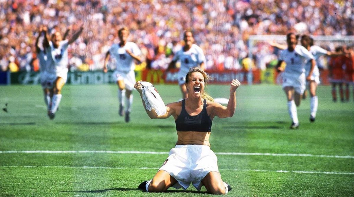 supperrbwomen's tweet image. #WSNet: RT TFHBs: NEW! The 1999 World Cup: A Breakthrough in the Women&apos;s Game - Please read/RT! Thanks!
thefootballhistoryboys.com/2019/04/the-19…