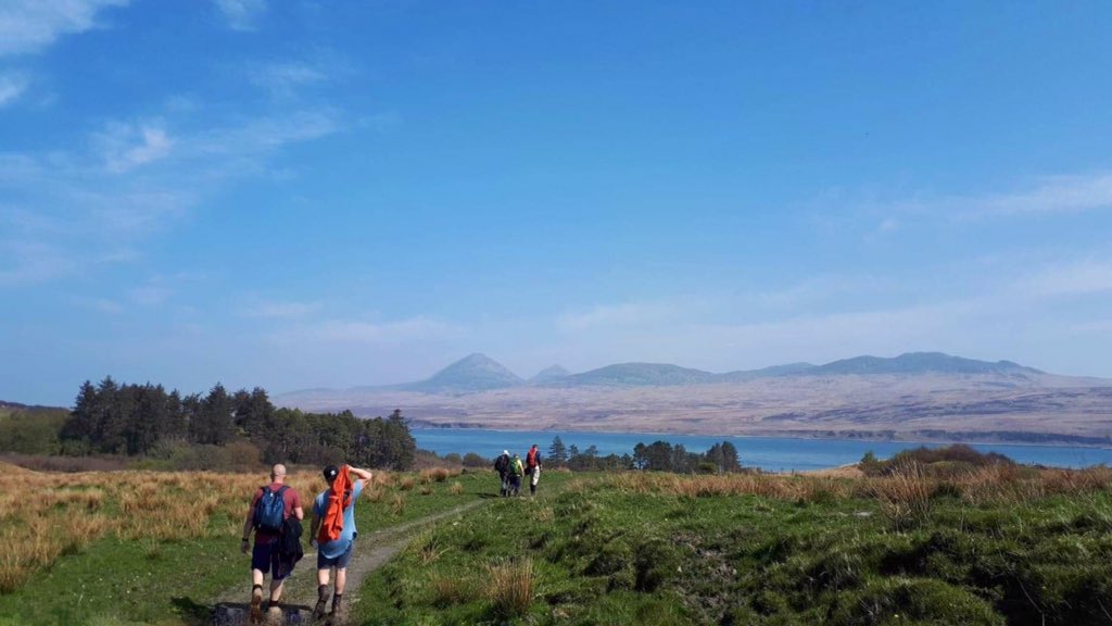 IslayandJura's tweet photo. Great weather again for #WalkIslay today as walkers head towards the Sound of #Islay with #Jura beyond. Some even stopped for a wee swim half way round. @wildaboutargyll @VisitScotland 📷 Helen Reavy https://t.co/dwfkxScpOw