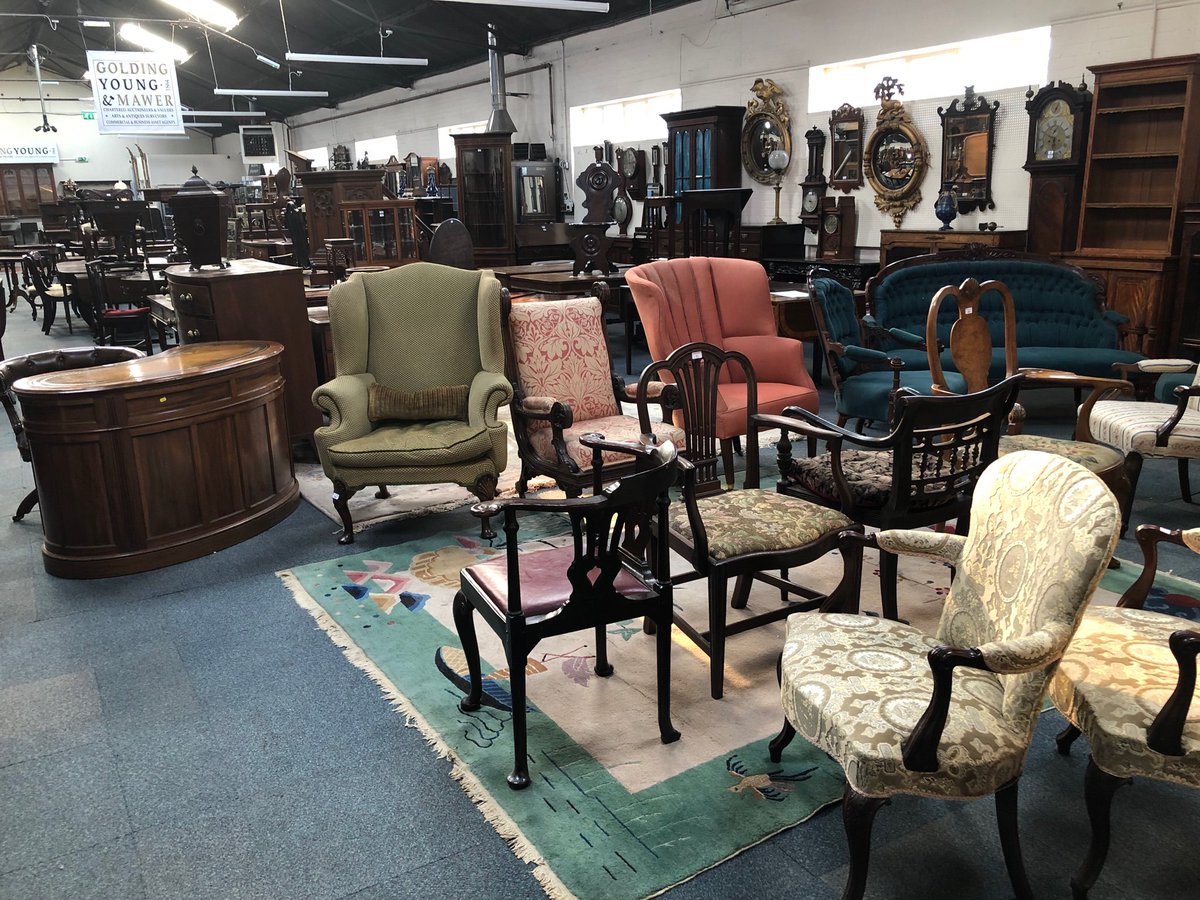 ColinYoungAWA's tweet photo. Enjoying the #saleroom solitude after the storm of a busy #Auction viewing @GoldingYoung 
Just me and 664 #antiques 
#StGeorgesCollection https://t.co/t85Fx0g5mJ