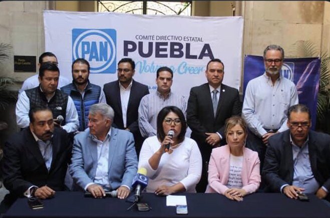 revista_enfila tweet picture