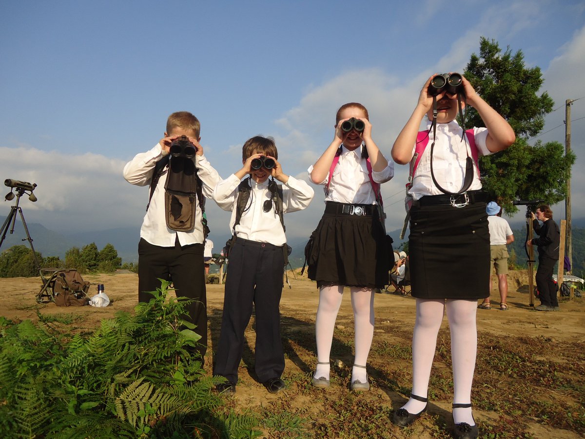 In a similar vein, the  @BatumiRaptors project has focused its  #conservation efforts on developing ecotourism and training of young Georgians in conservation. Now we have the support of local govt. and communities. And thats key to work towards more responsible hunting attitudes.