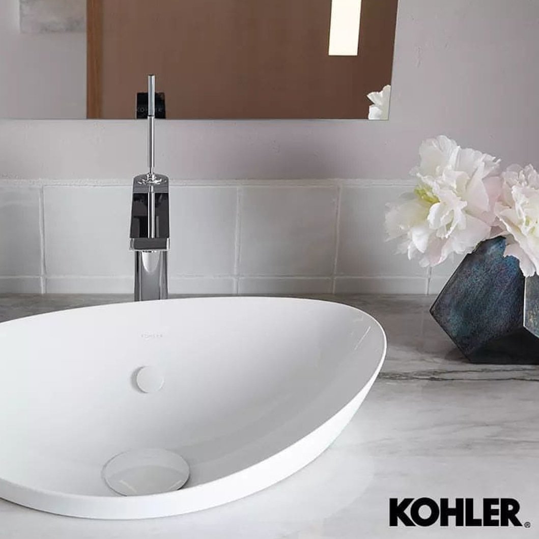 Khalidsanitary's tweet photo. It is said that understated simplicity echoes the most stunning expression. Veil vessel, an expression of ultra-modernism, with its sleek sensuousness and mellow contours, appeals to your senses in the most unsuspecting ways.
#khalidsanitary #kohlersanitary #KohlerBoldArt https://t.co/1ccwZRSnuk