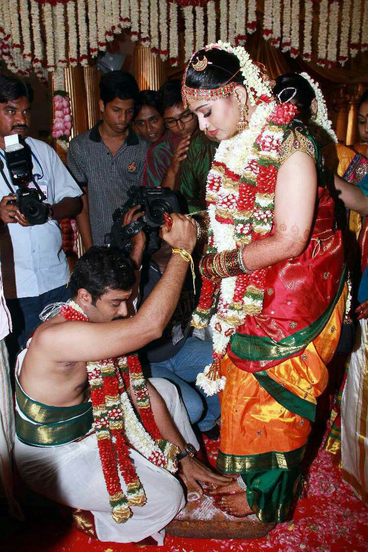 MathiSneha_BE's tweet photo. Wow My @Prasanna_actor Anna @actress_Sneha Akka Wedding Day'ku innum 18Days than iruku #May11 #Saturday.Am Waiting😍
Adv Happy 7th Wedding Day Anna_Akka #PS💑
#LovelyCouples #CuteCouples #BlessedCouples #CharmingCouples #UnderstandingCouples #ProudCouples #PrasannaAnna #SnehaAkka https://t.co/Ie12ijaZFb