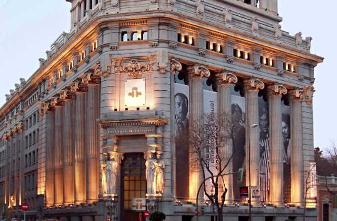 rutamadriz's tweet photo. El Edificio de las Cariátides, en la calle Alcalá alberga el Instituto Cervantes.

Precioso! #Madrid https://t.co/ApoPIMZWZr