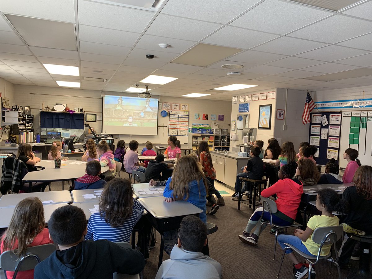 mrshoehing3's tweet image. @DiscoveryEd #Multigraders and 4th grade #VioletallStars celebrating  #EarthDay2019 as we learn about straws and the impact of plastic on our earth. #CelebrationsithDE #MyLSPS