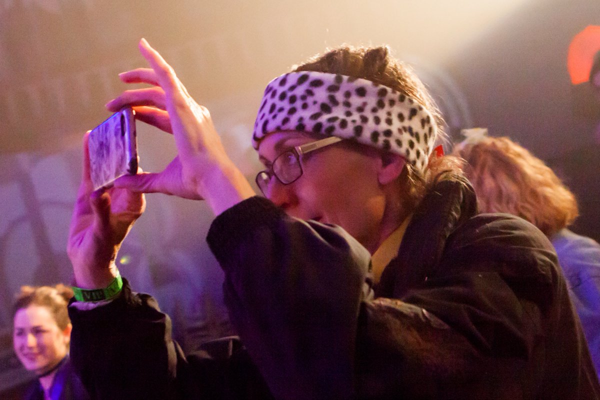 Don't forget to take some radical #pictures of the amazing 80s, 90s, and 00s costume contest and #concert by the <a href="/6MDB/">6MDB</a>!!

#denver #denverco #barcrawl #denverbar