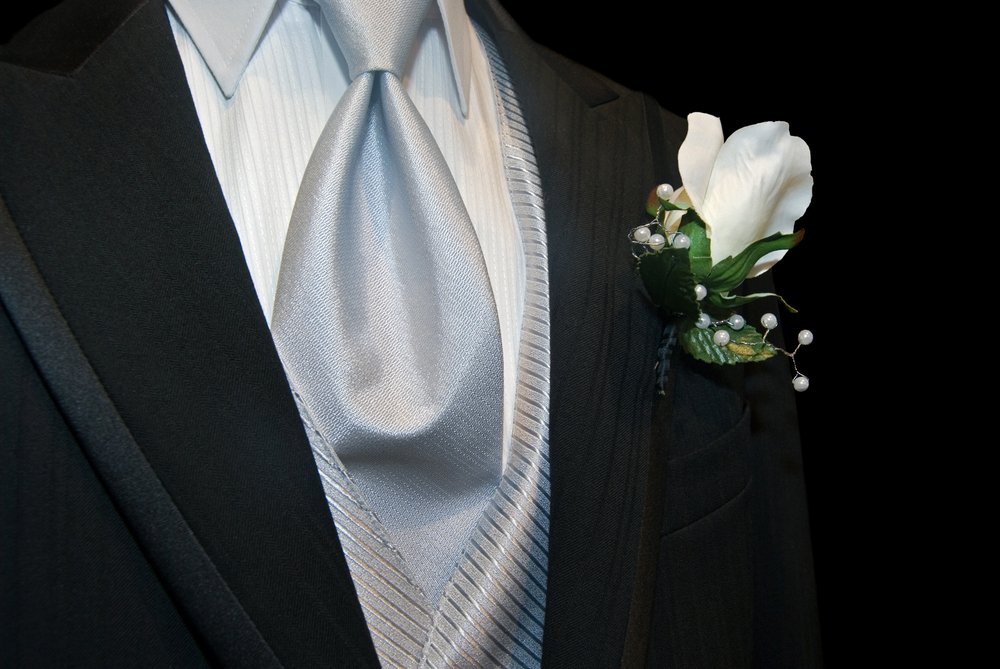 .<a href="/AldineISD/">Aldine ISD</a> #SchoolBoard Trustee Patricia Ann Bourgeois seeks community help to provide high school seniors with a tuxedo for #prom. Learn how you can help a student celebrate this rite of passage! - bit.ly/2GzLGL0