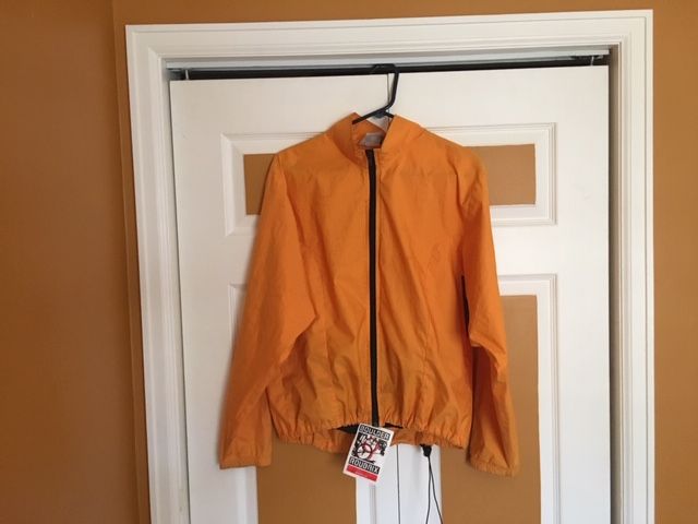 Lost and still unclaimed from Boulder Roubaix Road Race. It's a Sugoi windbreaker size small or medium......... https://t.co/vosx4eXF69