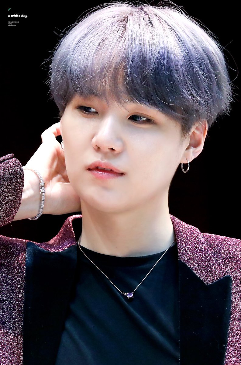 handsome_0309's tweet photo. 큰일이다... 민윤기 너무너무너무너무 잘생겼다 https://t.co/umHDbKdZG0