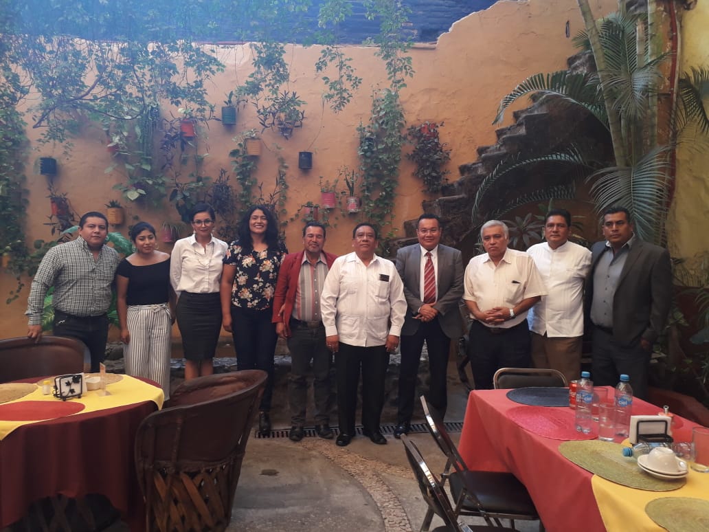 Fortalece relación Fiscal Regional Oriente con abogados de la zona.

facebook.com/14708379098130…
#Cuautla #Morelos