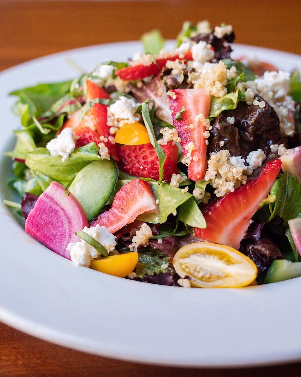 Spring tastes like our new strawberry basil salad 🥗🍓 strawberries, quinoa, basil, watermelon radish, cucumber, cherry tomato, goat cheese &amp; balsamic vinaigrette

#spring #salad #healthyeats #eatdrinkbemerry #kuproscrafthouse #midtownsac #sacramento #downtownsacramento