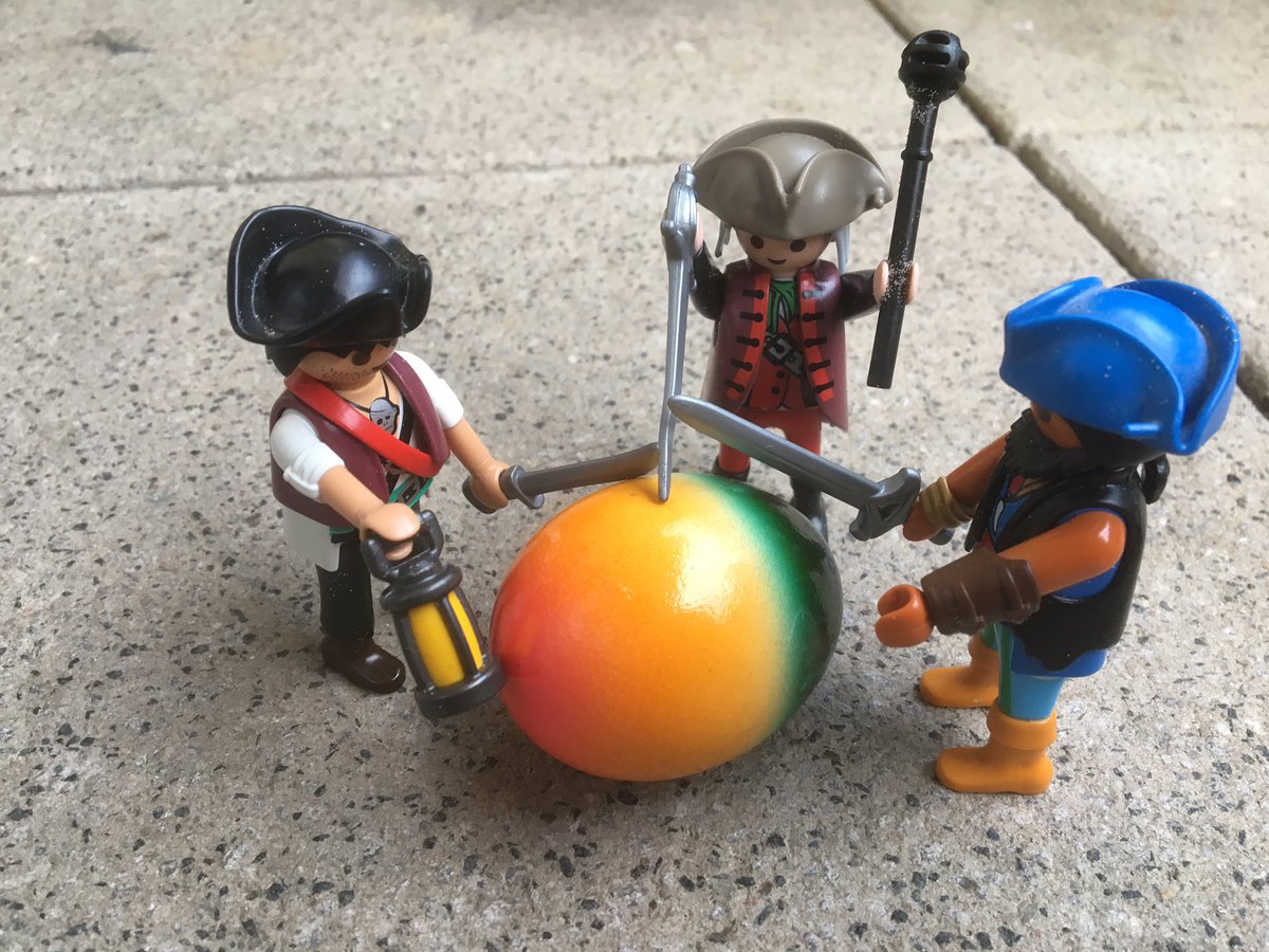 OpPiraat's tweet photo. Ahoi ihr Halunken.🏴‍☠️🏴‍☠️

Geplündert und geraubt....haha, das nennt man wohl dieses Ostern....

Arrrggghhh, ihr Landratten und Hühner 🏴‍☠️🏴‍☠️🏴‍☠️🏴‍☠️ https://t.co/H9hR3SoJVC