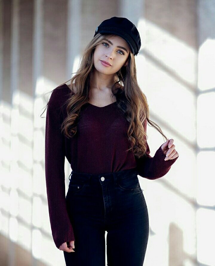 Almanya'dan selamlarrrr! 🍃💕 Foto sabahtan çekildi atamadım, güzel bir gece yaşayın o zaman!