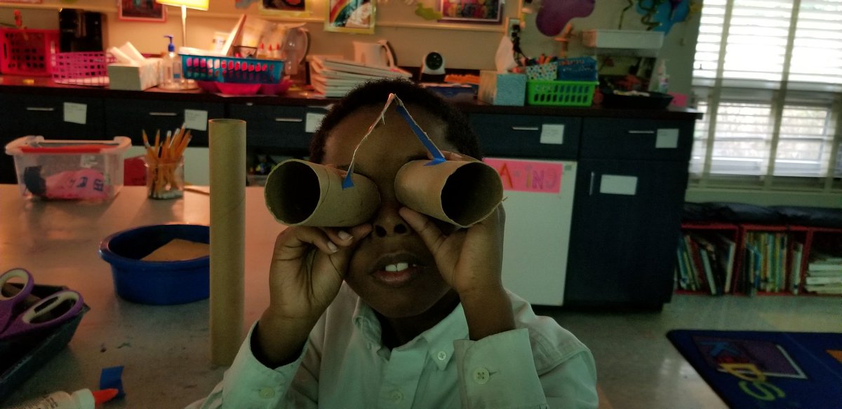 CreateWithCarr's tweet image. Celebrating Earth Day in the art room by creating recycled sculptures! #icebulldogs @ICEBULLDOGS #centersd @CenterHS