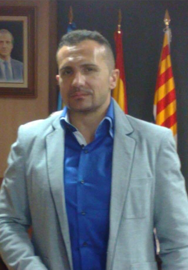 E2000_Valencia's tweet photo. Hoy es un día triste para la gran familia que formamos @Espana_2000, ha fallecido Santiago Bojados, histórico dirigente patriota en Castellón, impulsor del partido en dicha provincia y ex concejal en Onda.

Santi, ya haces guardia desde los luceros. D.E.P. https://t.co/e8fnWscedi