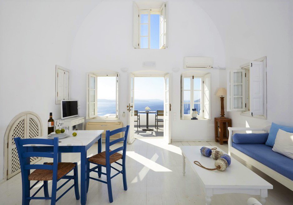 atrinaae's tweet image. It doesn’t get “Greekier” that this 😆! Our Tholos suite is an ode to the genuine #CycladicArchitecture 💙! 
#atrina #atrinacanava #santorini #atrinasantorini #oia #oiasantorini