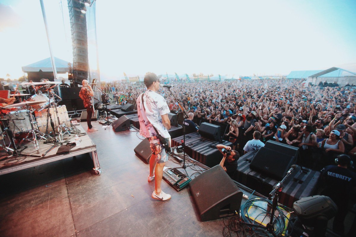 PepperLive's tweet photo. Some photos from @onthegrassfest last weekend. Arizona is always a good time 🤙
📸: @chrisfiq https://t.co/6OfgbkecKh