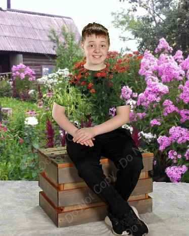 mackenzies_32's tweet image. my little brother decided to wear green on the wrong day oops