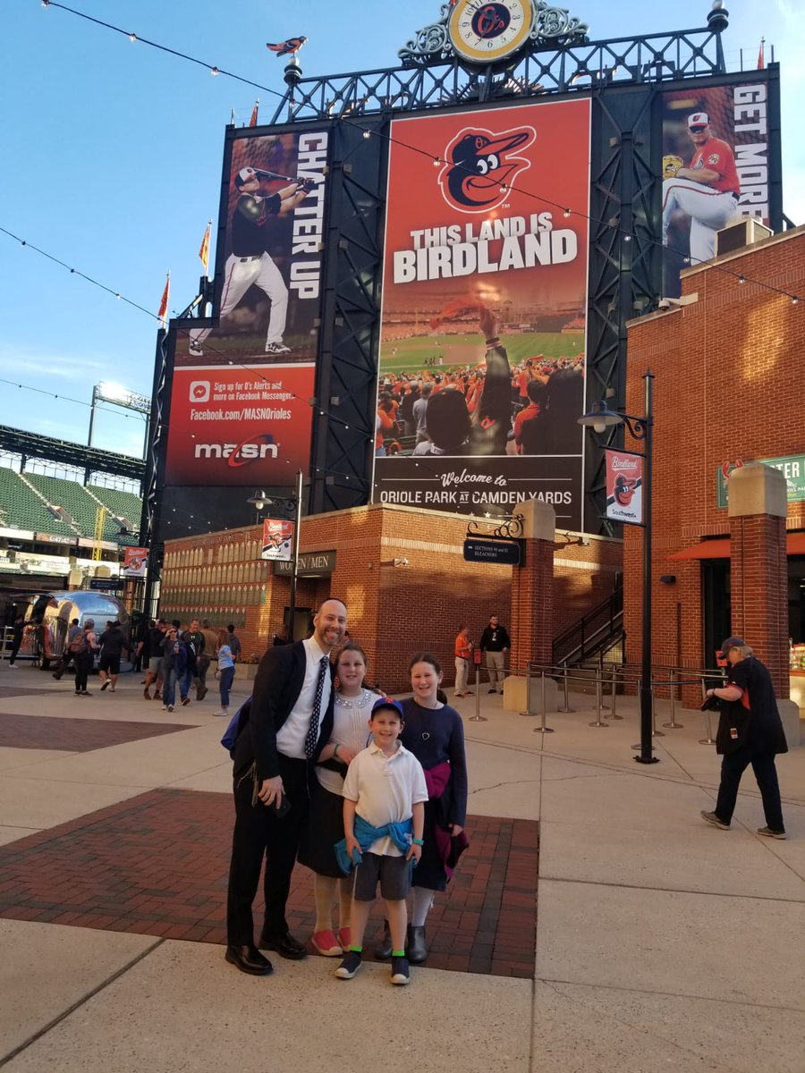 aschoche's tweet photo. Go #Orioles #birdland https://t.co/oPN2Q7pV1a