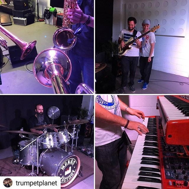 bit.ly/2vpWoO9 #Repost <a href="/trumpetplanet/">Rich Colquhoun</a>
• • • • •
Rehearsing with @mango_factory. #trumpet #saxophone #drums #bass #sandberg #keyboard #funklife #funk #latin #fusionmusic #fusion #mangolife #hornsection #hornporn #nordstage #nord #stomvi #mangotimes #mangofactory