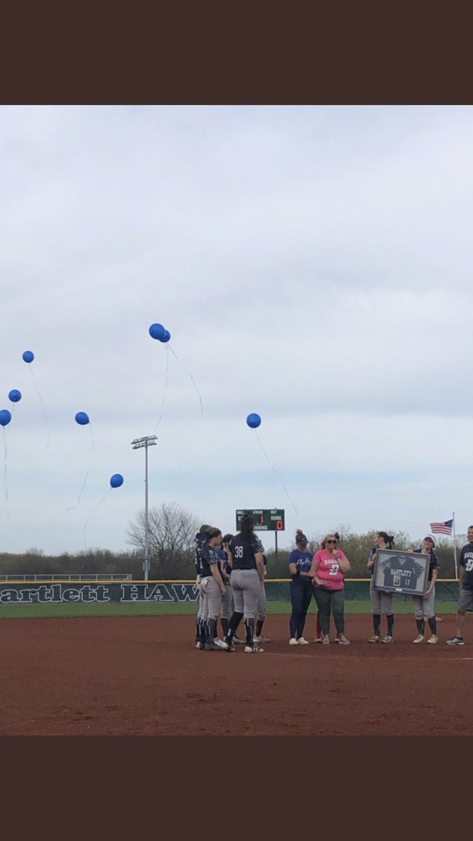 FearNation_BHS's tweet photo. Gone but certainly never forgotten. Thank you to everyone who came out to support Lindsey and her strong beautiful family🙏 we will continue to carry on her legacy for many more years to come! We all love and miss you lin😪💙 #FlyHigh17 https://t.co/g3hSZY2ZaA