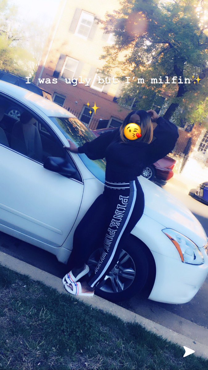 ShawniiMONTANA's tweet photo. Fuck Niggas Free ✨ #MilfN #StoreRuns❤️ https://t.co/pdv3YW2aBM