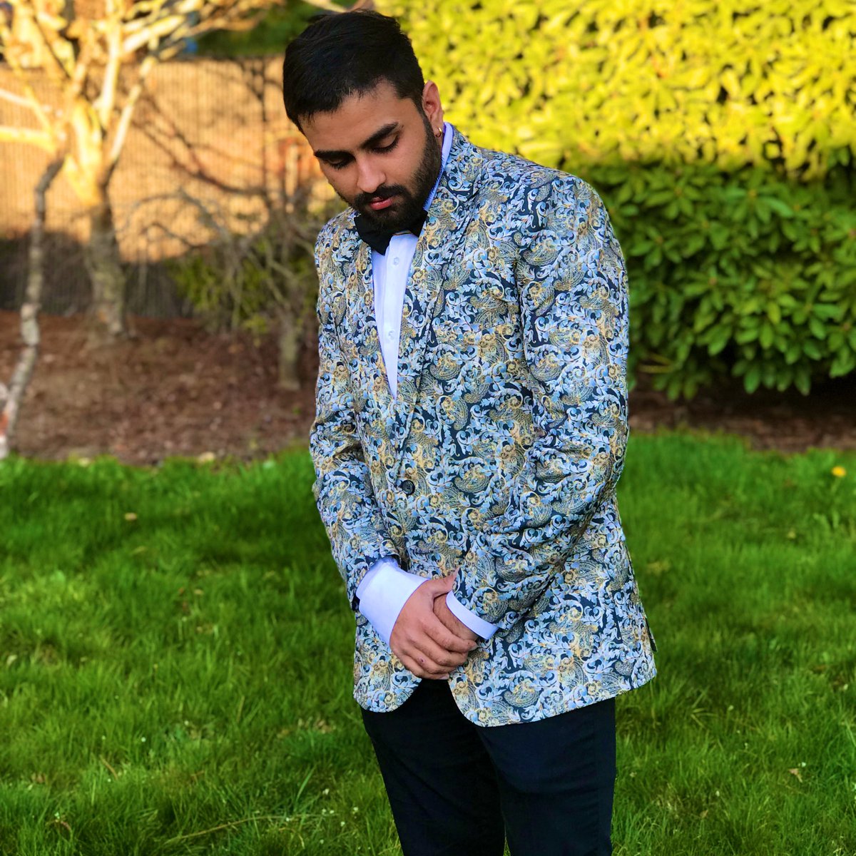 meetsingh46's tweet photo. When bebeβs chewing out your siblings and you hear them bring your name into the conversation... #MSau #MainKiKita? https://t.co/1SB03GB9DY