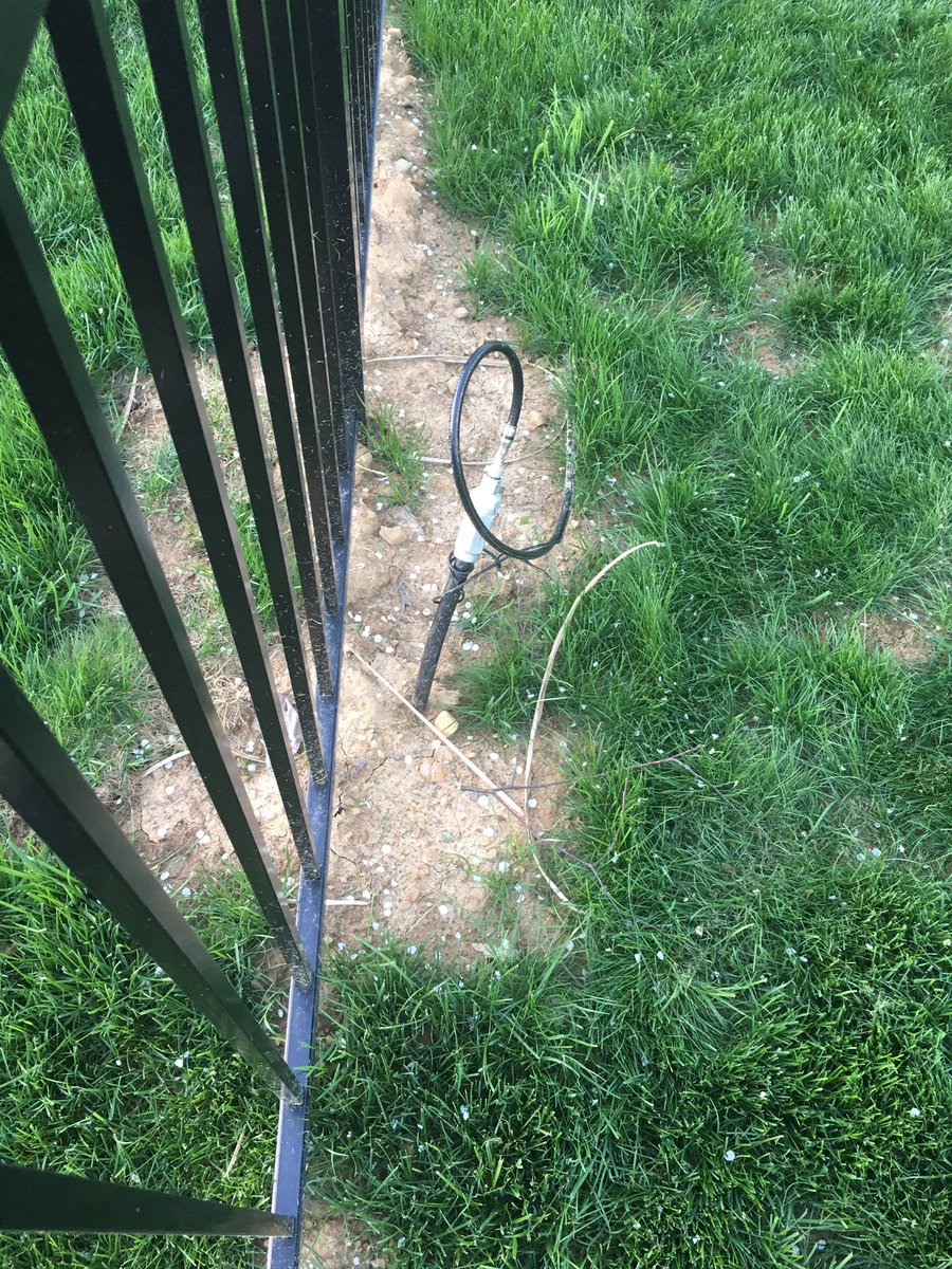 skaber15's tweet photo. @WOW_WAY thank you for yet again letting us down on a promise. 6 calls since December and still waiting for a cable to be buried. #5-7daysPromisedEveryTime https://t.co/IVockOA1OD