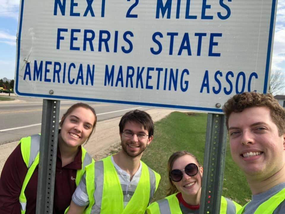 AMAFerris's tweet photo. Members celebrated Earth Day by cleaning up our Adopt-a-Highway stretch of road today https://t.co/5HpoqeSOyZ
