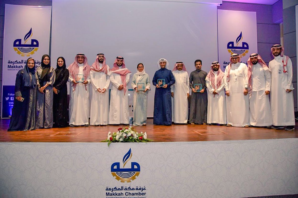 MakkahChamber's tweet photo. شريك مؤسس مقهى ومحمصة مدّ د.علي الغزاوي: تفرغت مدة شهر في بوسطن لدراسة إعداد القهوة نظرياً وتطبيقياً، وشريكي درس طرق حمص القهوة في روسيا.

#غرفة_مكة https://t.co/joFeM76JQp