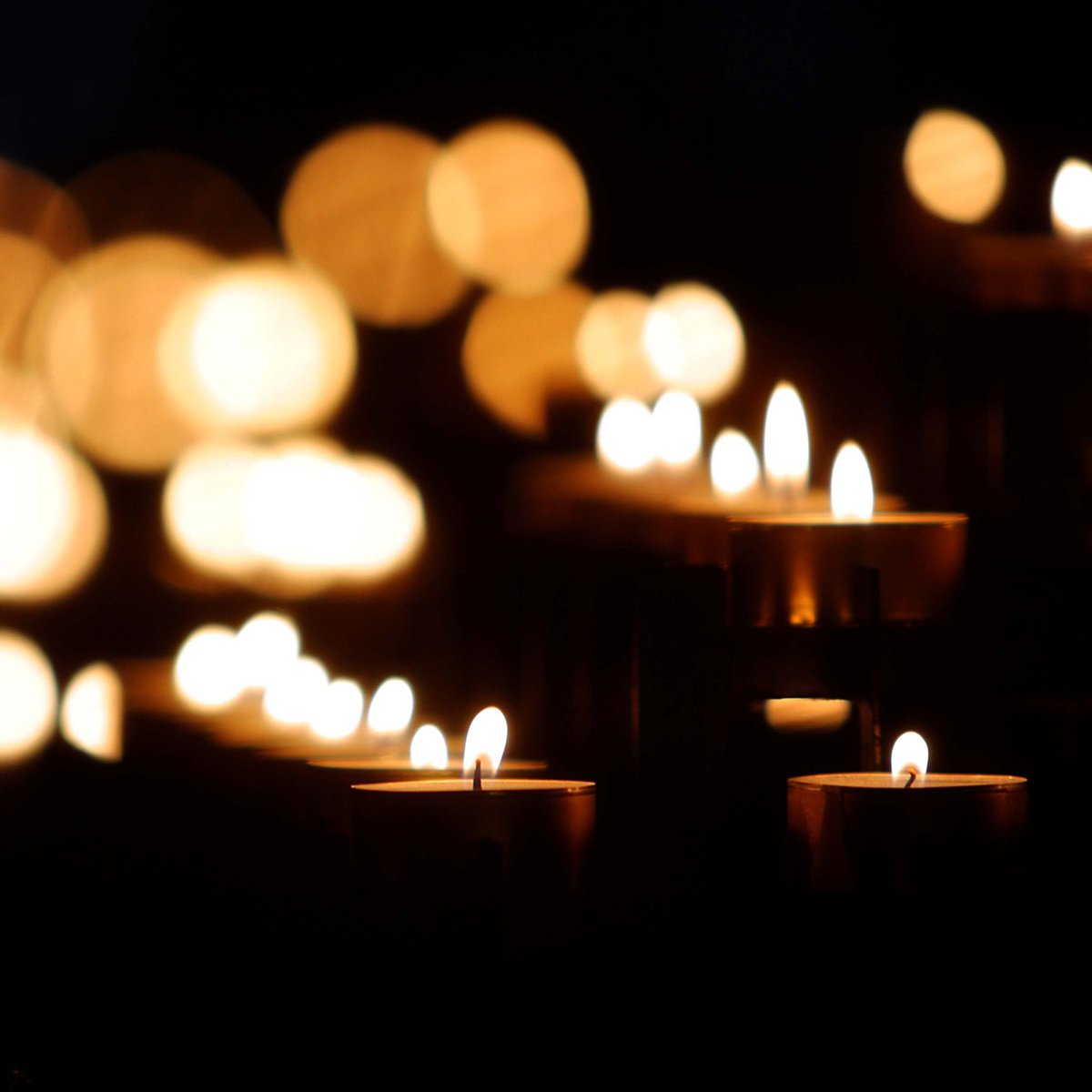 SweetDreamsxUK's tweet photo. Sri Lanka 💔
Sending our love and prayers. #SriLankaBlasts https://t.co/aY8oNB3D1A