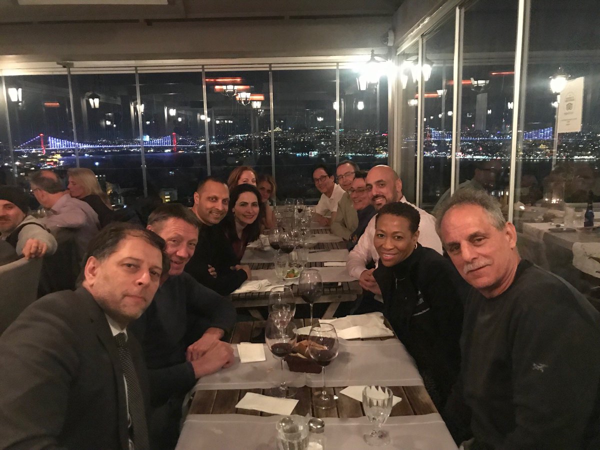Faculty dinner @ TSIR.Congratulations on a great meeting. <a href="/BaptistHealthSF/">Baptist Health</a> <a href="/JiggleMed/">JiggleMed</a> <a href="/arslanmd/">Bulent Arslan, MD</a> <a href="/Cturba/">Cenk Turba</a> @TweetVIR_Saad <a href="/riadsalemIR/">Riad Salem</a>