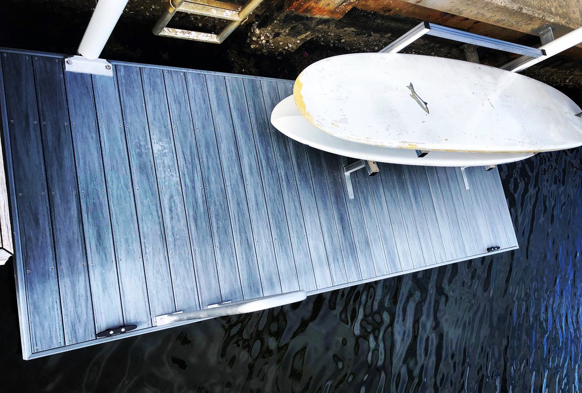 AccuDock's tweet photo. This decking is on point! 🙌 #accudock #floatingdock #floatingdocks #kayak #kayaking #paddleboarding #paddleboard #watersports #rowing #boatdock #docks #dock #jetski #dockbuilder #madeinamerica #jetskidock #jetskidocks #boatlife #nautical #madeintheusa #waterfront #wolfdecking https://t.co/SZNvEKmG1C