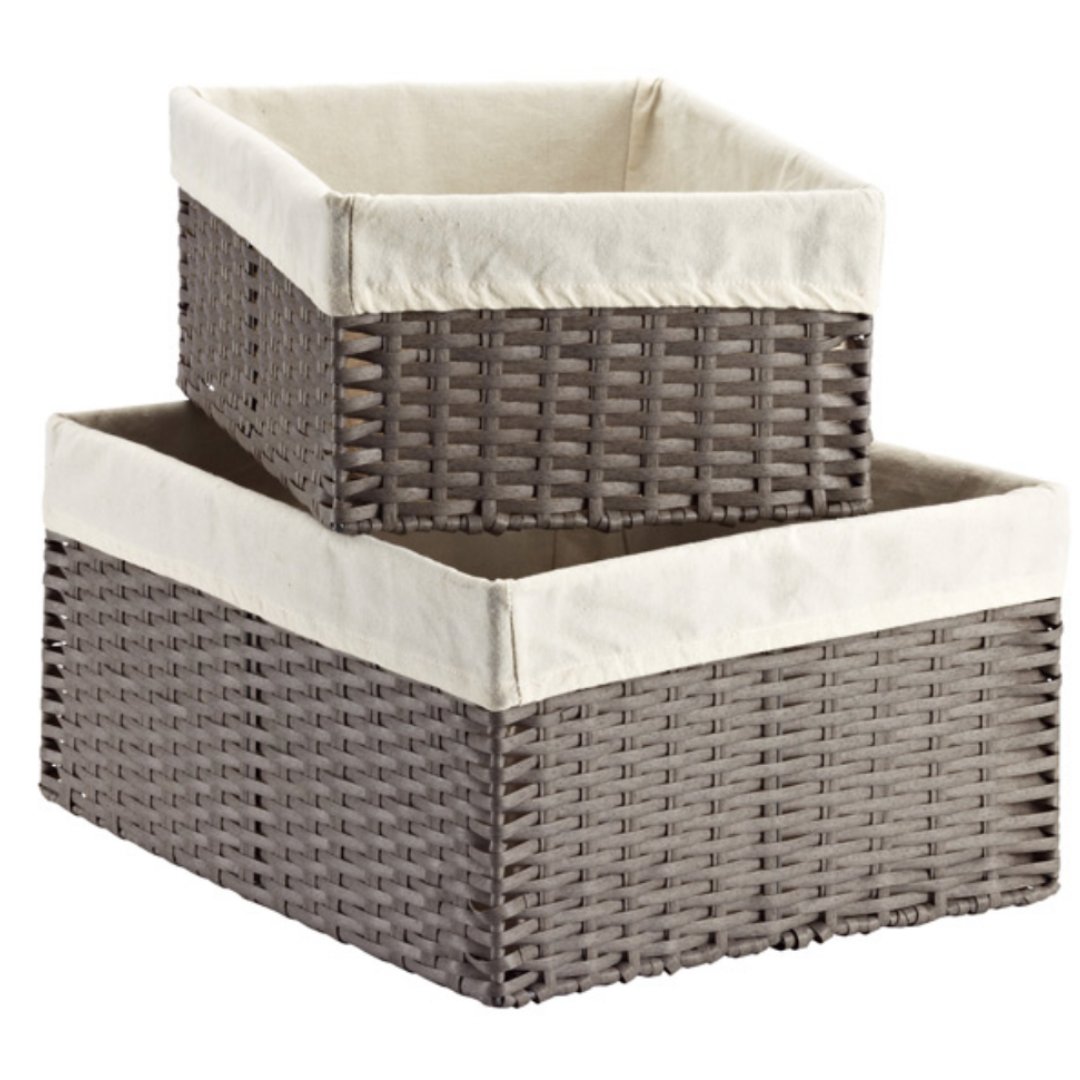 StyledOrganized's tweet image. These baskets work wonders in a pantry.  Storing everything from pastas to chips and snacks, they wrangle like items together…and keep them together!  Photo credit:  @thecontainerstore

#SOSpringSweep #montaukbaskets #thecontainerstore #pantry