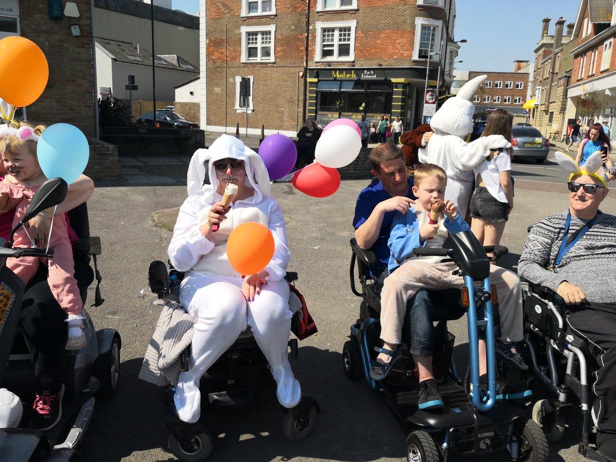 mobandcom's tweet image. Easter scooter parade 2019