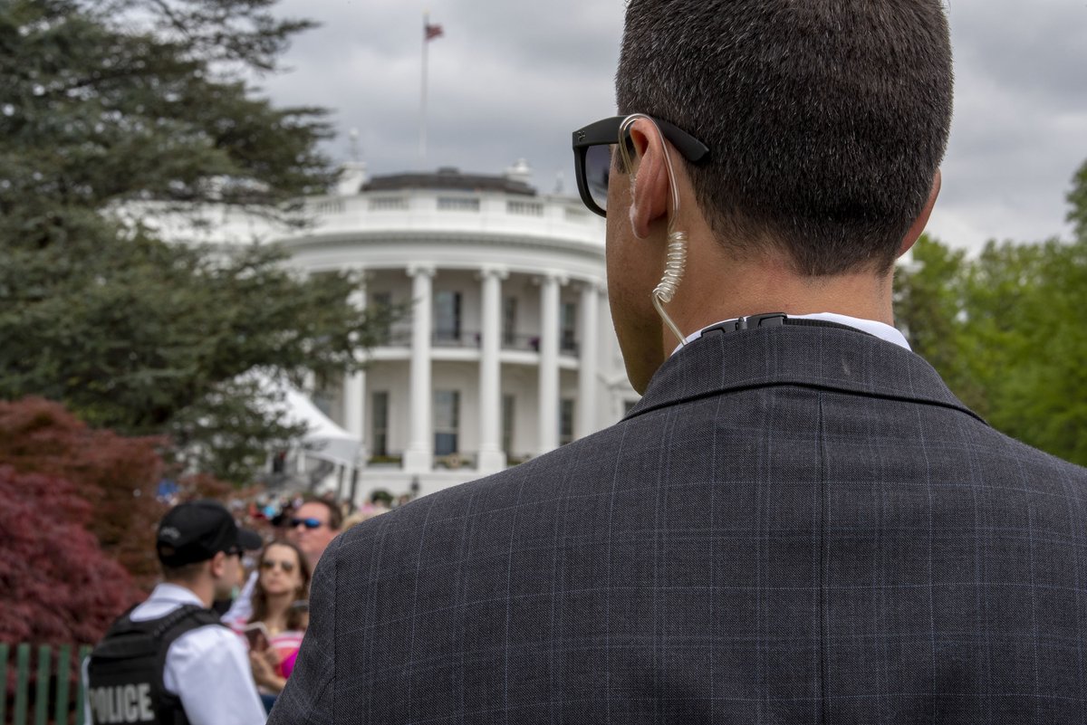SecretService's tweet photo. We hope everyone is enjoying the Easter Egg Roll at the @WhiteHouse today, our agents and officers will be quietly in the background ensuring the safety of all those attending. https://t.co/hykvcZIpip